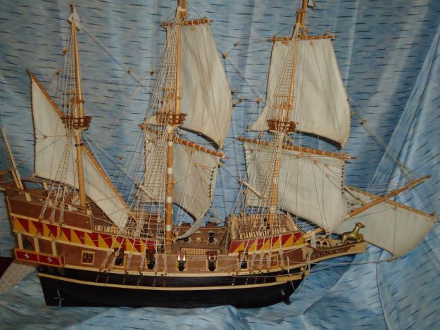 Corabie din lemn GOLDEN HIND - Pret | Preturi Corabie din lemn GOLDEN HIND