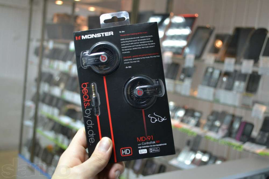 Casti Monster Beats by Dr Dre Tour HD (MD) ipad iphone ipod mp3 mobil ... - Pret | Preturi Casti Monster Beats by Dr Dre Tour HD (MD) ipad iphone ipod mp3 mobil ...