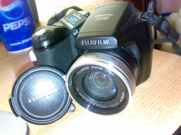 Fujifilm s5700 FinePix - Pret | Preturi Fujifilm s5700 FinePix