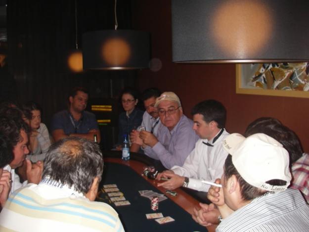 Cursuri Texas Holdem / Seven Cards Poker - Pret | Preturi Cursuri Texas Holdem / Seven Cards Poker