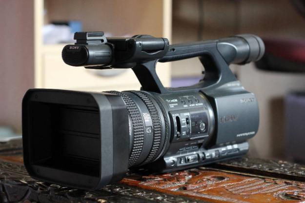 Vand camera fideo profesionala SONY HDR FX 1000 - Pret | Preturi Vand camera fideo profesionala SONY HDR FX 1000