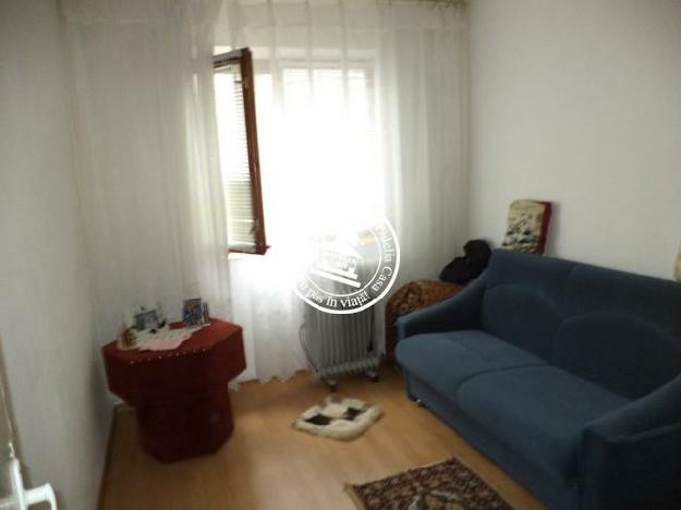 Apartament 4 camere de vanzare Iasi Dacia - Pret | Preturi Apartament 4 camere de vanzare Iasi Dacia