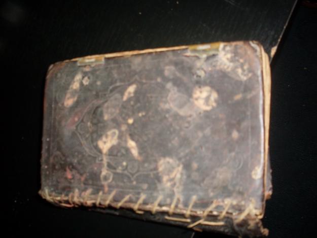 biblie veche de peste 200 ani - Pret | Preturi biblie veche de peste 200 ani