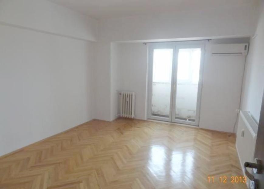 Inchiriez duplex 4 camere in zona Unirii - Pret | Preturi Inchiriez duplex 4 camere in zona Unirii