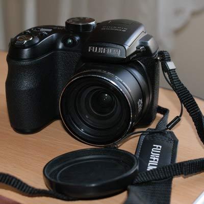 Vand Fujifilm finepix s1000fd - Pret | Preturi Vand Fujifilm finepix s1000fd