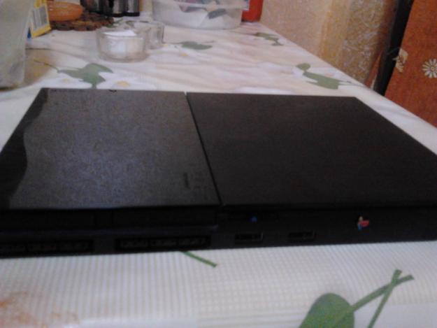 Vand ps2 urgent nou folosit de 2 ori - Pret | Preturi Vand ps2 urgent nou folosit de 2 ori