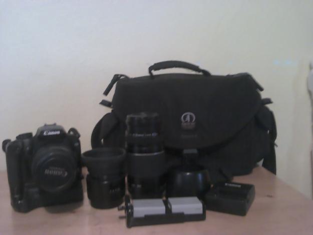 Vand Canon EOS 1000D plus accesorii - Pret | Preturi Vand Canon EOS 1000D plus accesorii