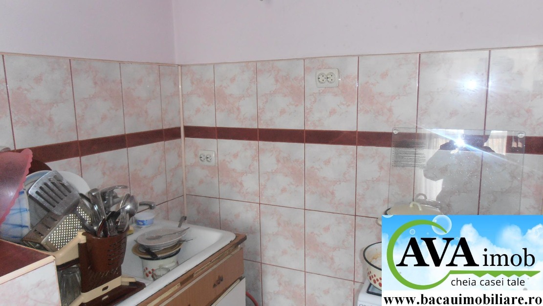 Bacau, vand apartament cu 2 camere decomandat in zona Narcisa - Pret | Preturi Bacau, vand apartament cu 2 camere decomandat in zona Narcisa