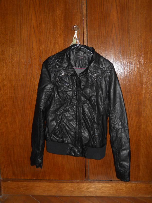 Geaca Bershka Dama - Pret | Preturi Geaca Bershka Dama