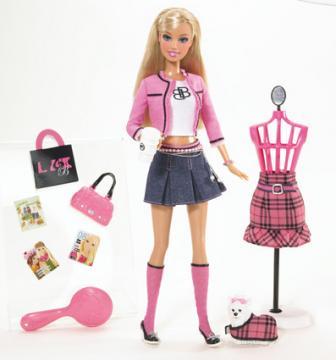 Papusa Barbie La Cumparaturi - Pret | Preturi Papusa Barbie La Cumparaturi