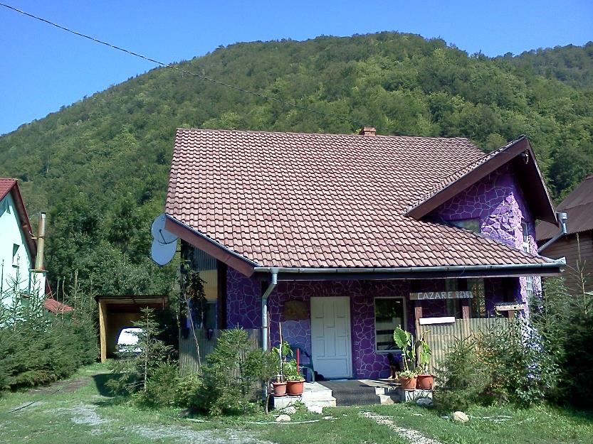 Ocazie vand casa de vacanta in valea draganului zona turistica la pret negociabil inf la t - Pret | Preturi Ocazie vand casa de vacanta in valea draganului zona turistica la pret negociabil inf la t