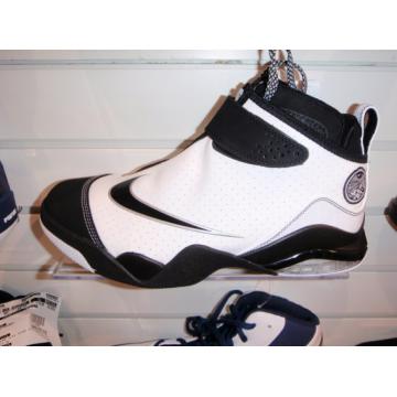 Ghete baschet Nike Zoom Flightclub (Tony Parker) - Pret | Preturi Ghete baschet Nike Zoom Flightclub (Tony Parker)