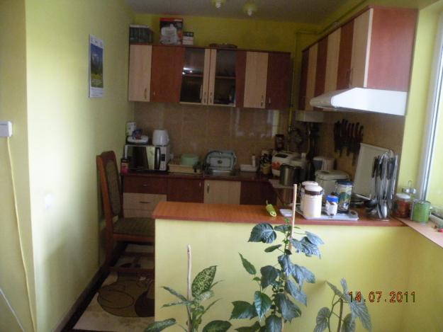 Apartament 3 camere + garaj sub bloc - Pret | Preturi Apartament 3 camere + garaj sub bloc