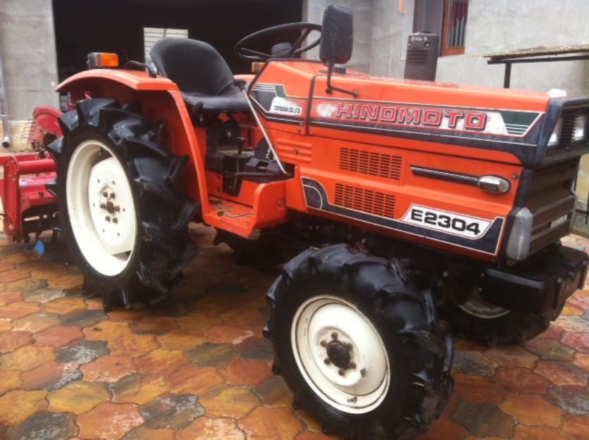 tractoras tractor japonez hinomoto 4x4 - Pret | Preturi tractoras tractor japonez hinomoto 4x4