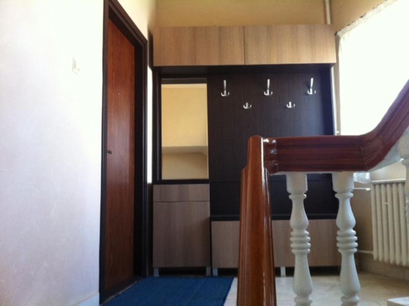Apartament 3 camere in vila,120 mp.zona Stadion - Pret | Preturi Apartament 3 camere in vila,120 mp.zona Stadion