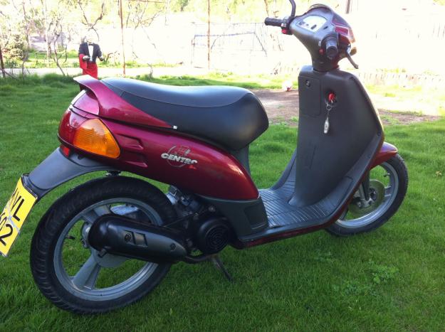 Vand moped MALAGUTI - ZJM 42/D CENTRO - Pret | Preturi Vand moped MALAGUTI - ZJM 42/D CENTRO