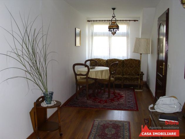 Apartament la casa zona centrala Sibiu - Pret | Preturi Apartament la casa zona centrala Sibiu