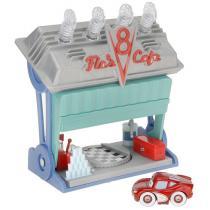 Cars set Flo s Cafe + CADOU Masinuta Cars McQueen - Pret | Preturi Cars set Flo s Cafe + CADOU Masinuta Cars McQueen