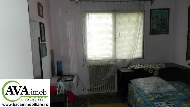 Vand urgent apartament cu 3 camere decomandat, pe Str. Alecu Russo, la etajul 3 - Pret | Preturi Vand urgent apartament cu 3 camere decomandat, pe Str. Alecu Russo, la etajul 3