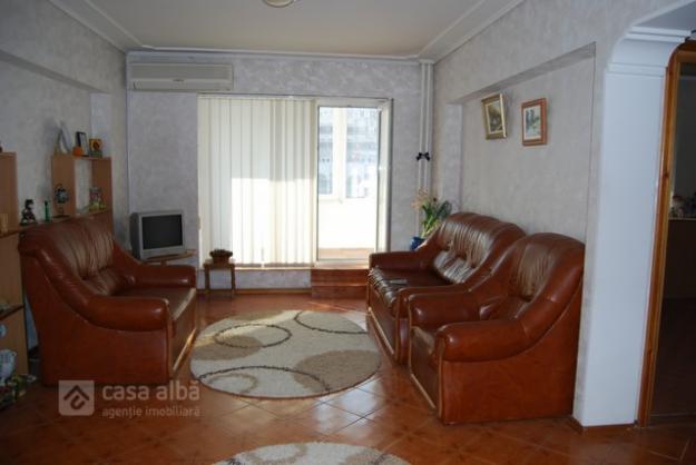 Apartament 3 camere zona centrala 350 euro - Pret | Preturi Apartament 3 camere zona centrala 350 euro