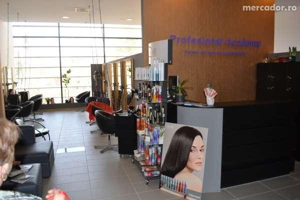 Curs Cosmetica Oradea - Pret | Preturi Curs Cosmetica Oradea