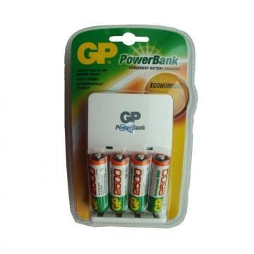 GP PowerBank GS250-C4 - incarcator + 4 acumulatori AA (R6) 2500mAh - Pret | Preturi GP PowerBank GS250-C4 - incarcator + 4 acumulatori AA (R6) 2500mAh