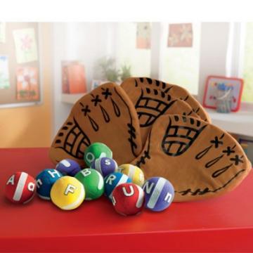 Learning Resources Joc cu mingea alfabetului - Pret | Preturi Learning Resources Joc cu mingea alfabetului