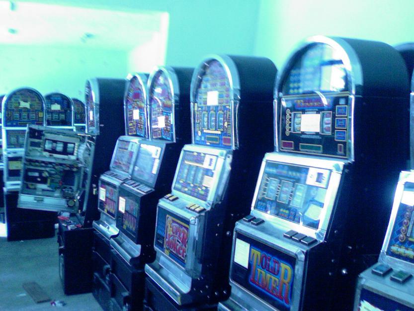 Colaborez in domeniul aparate tip slot machine - Pret | Preturi Colaborez in domeniul aparate tip slot machine