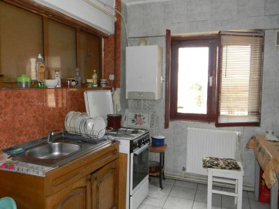 Buftea Centru apartament 3 camere 41.000 euro - Pret | Preturi Buftea Centru apartament 3 camere 41.000 euro