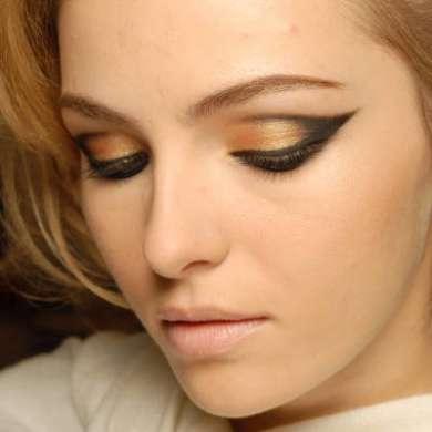 Make up profesional si pensat sprancene - Pret | Preturi Make up profesional si pensat sprancene