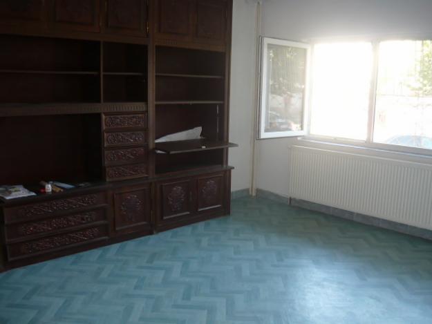 Apartament cu 4 camere - Aviatiei - Pret | Preturi Apartament cu 4 camere - Aviatiei