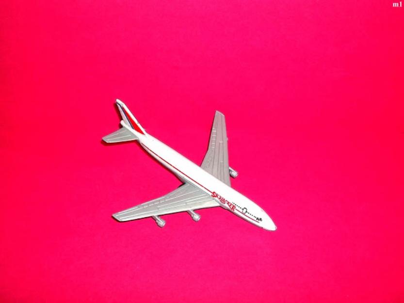 jucarii avion din metal si plastic - Pret | Preturi jucarii avion din metal si plastic