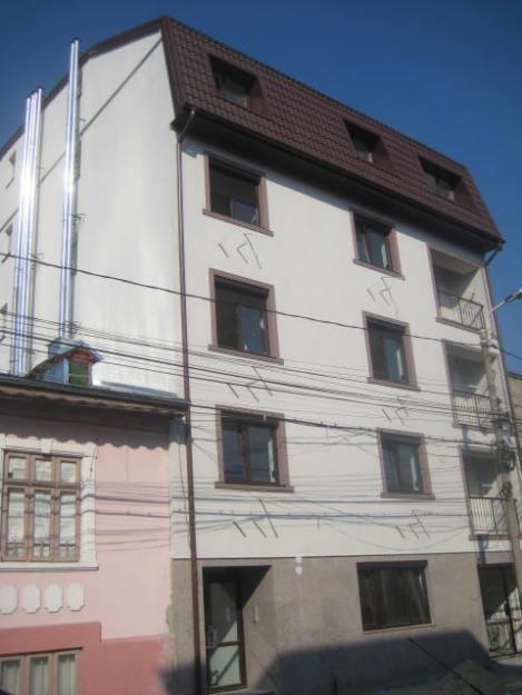Apartament in bloc - 3 camere - 1 Mai - Pret | Preturi Apartament in bloc - 3 camere - 1 Mai