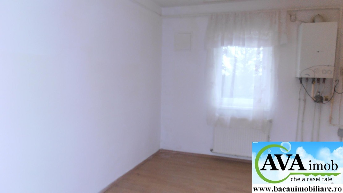 Inchiriez apartament 3 camere decomandate, 2 bai, nemobilat, la parter, - Pret | Preturi Inchiriez apartament 3 camere decomandate, 2 bai, nemobilat, la parter,