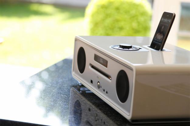 Radioul englezesc VITA AUDIO R4 - Pret | Preturi Radioul englezesc VITA AUDIO R4