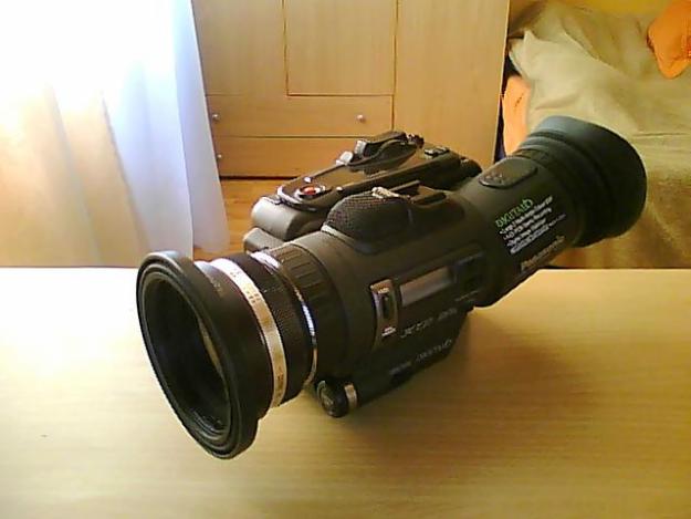 Camera SEMIPROFESIONALA PANASONIC NV-DX1 3CCD - Pret | Preturi Camera SEMIPROFESIONALA PANASONIC NV-DX1 3CCD