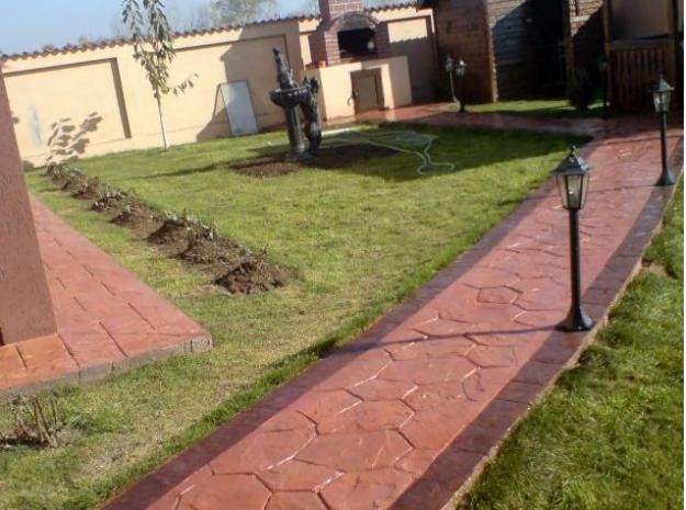 Beton amprentat : Vanzari, Servicii, Inchirieri utilaje. - Pret | Preturi Beton amprentat : Vanzari, Servicii, Inchirieri utilaje.
