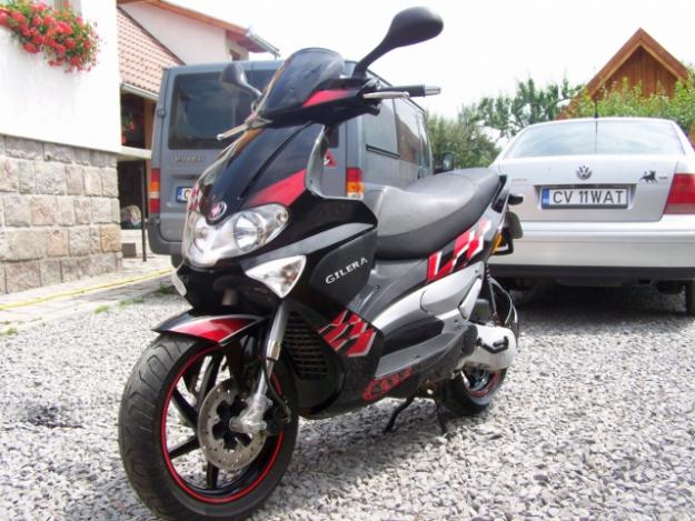 GILERA RUNNER SP50 DE VANZARE - Pret | Preturi GILERA RUNNER SP50 DE VANZARE