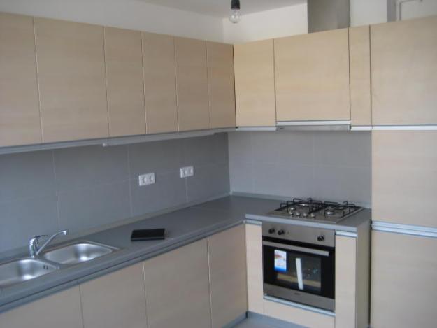 Apartament in bloc - 4 camere - zona Tei - Pret | Preturi Apartament in bloc - 4 camere - zona Tei