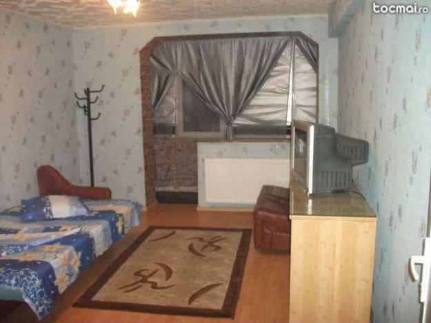 Inchiriez apartament 2 camere Delfinariu - Pret | Preturi Inchiriez apartament 2 camere Delfinariu