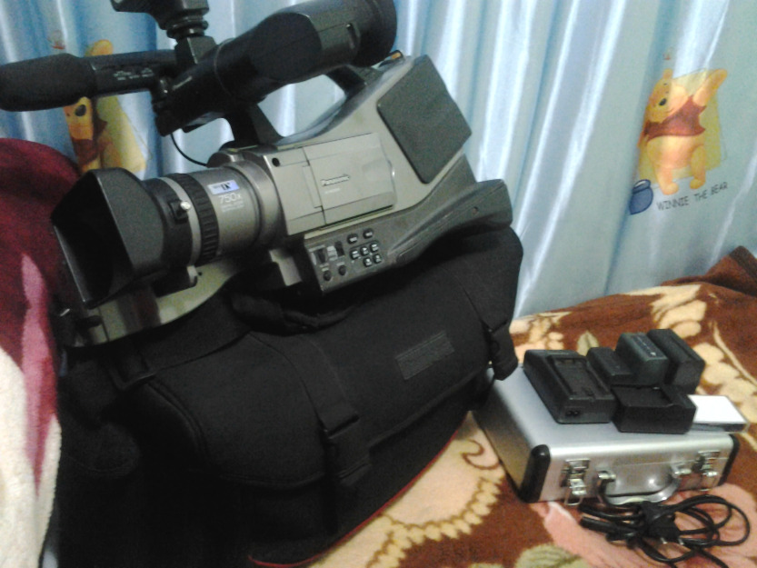 panasonic md9000 camera profesionala - Pret | Preturi panasonic md9000 camera profesionala