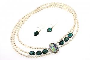 Set perle naturale albe si sidef verde - Pret | Preturi Set perle naturale albe si sidef verde