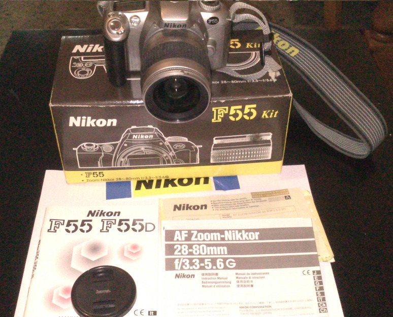 Aparat foto cu film Nikon F55 - aproape NOU!! - Pret | Preturi Aparat foto cu film Nikon F55 - aproape NOU!!