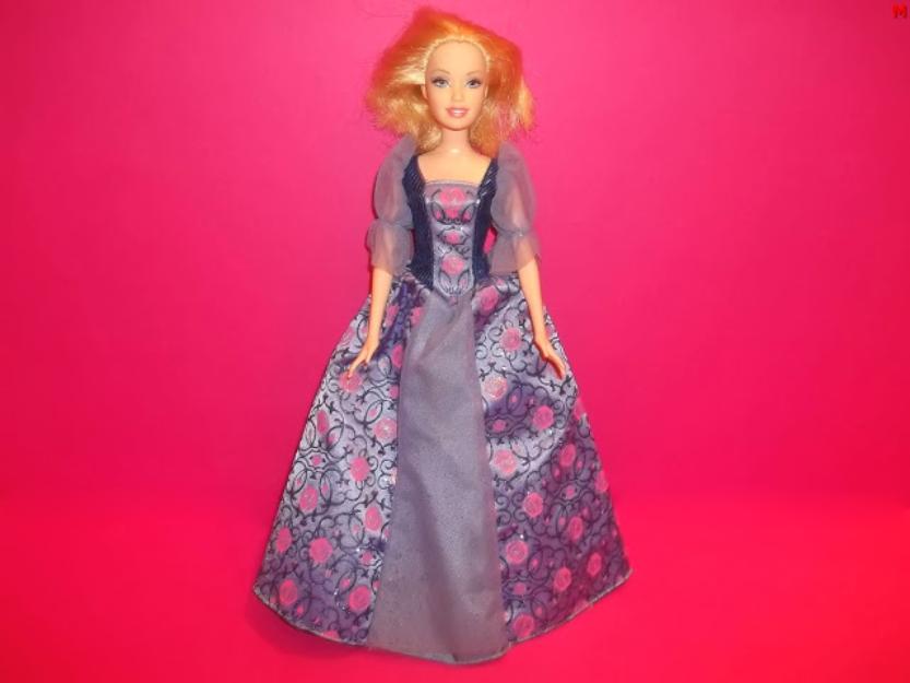 jucarii papusa barbie de la mattel din anul cap 2000 si corp 2006 made indonesia - Pret | Preturi jucarii papusa barbie de la mattel din anul cap 2000 si corp 2006 made indonesia