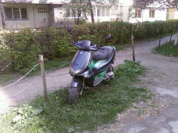 scuter Gilera Runner 2003 - Pret | Preturi scuter Gilera Runner 2003