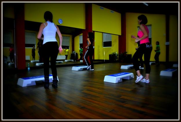 Aerobic , Zumba , Pilates, Tae Bo in SIBIU - Pret | Preturi Aerobic , Zumba , Pilates, Tae Bo in SIBIU