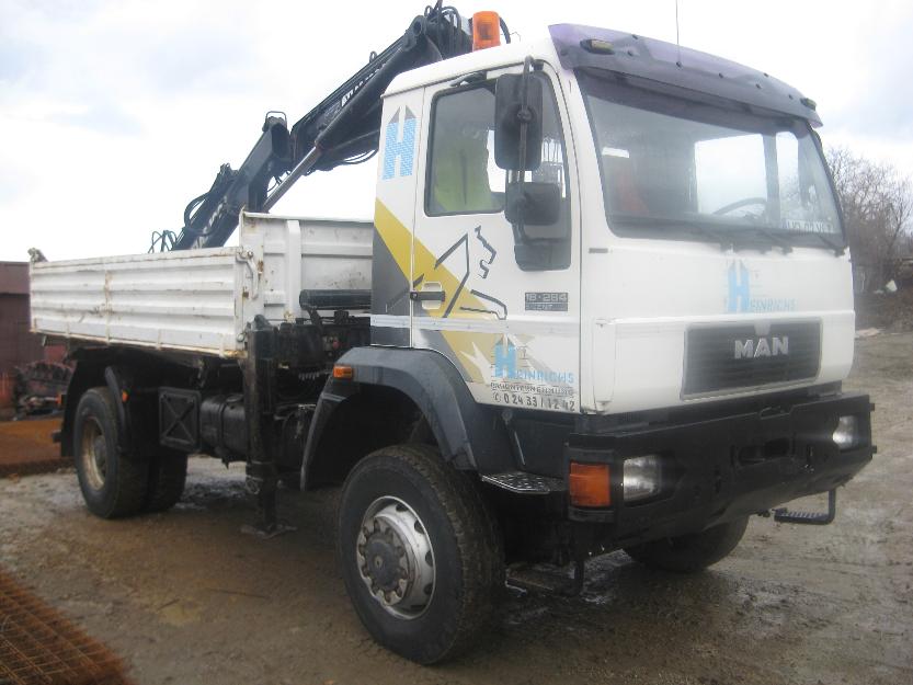 Camin basculabil cu macara man 4x4 - Pret | Preturi Camin basculabil cu macara man 4x4