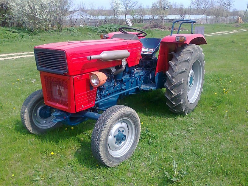 De vinzare tractor u 445 - Pret | Preturi De vinzare tractor u 445