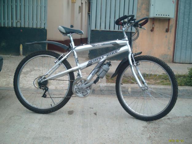 bicicleta first bike !!! - Pret | Preturi bicicleta first bike !!!