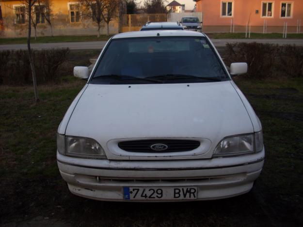 ford escort de culoare alba - Pret | Preturi ford escort de culoare alba